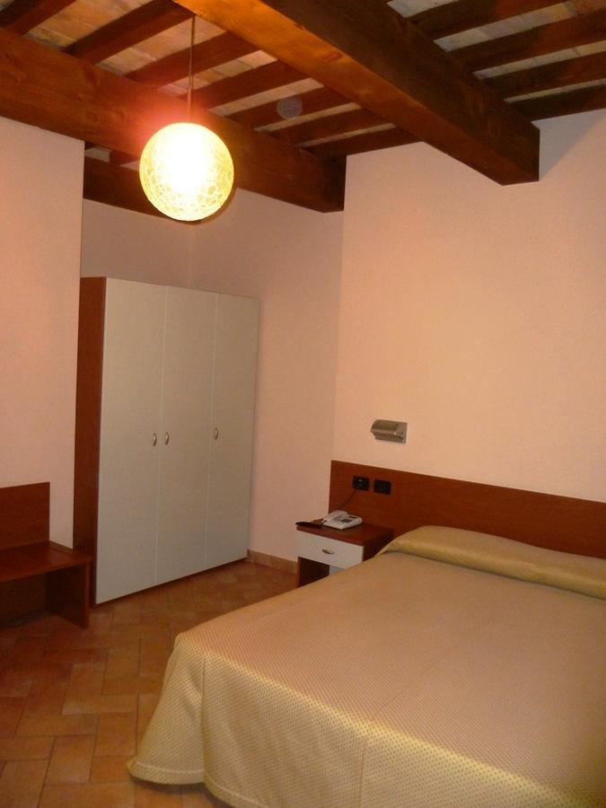 Hotel Santa Chiara Sant'Angelo in Vado Exterior photo